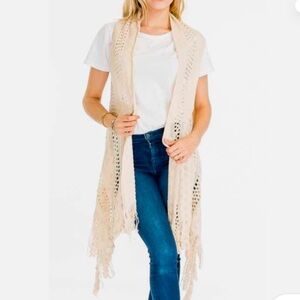 🟣 Women's Cream Sleeveless Light Knit Fringe Open Front Poncho Cardigan Vest